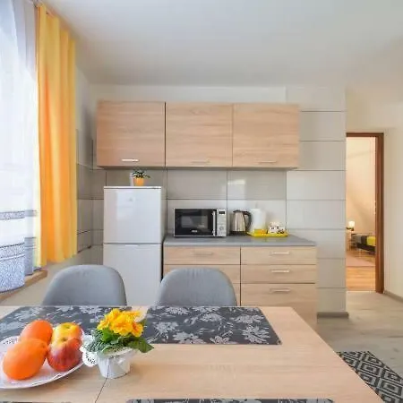 Lejowka Apartment *